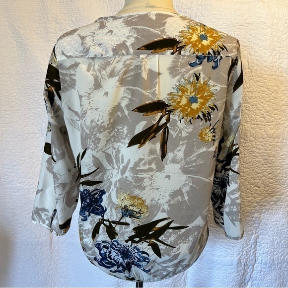 Mexx Womens White & Grey Floral Abstract 3/4 Sleeve Blouse, Size 12 - Picture 8 of 8